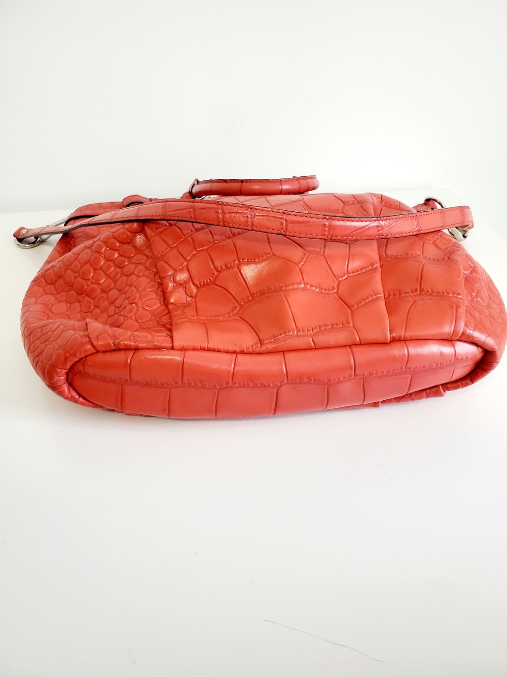 Coach Coral-Red Croc-Embossed Leather Shoulder Bag Coach - Picture 8 of 8